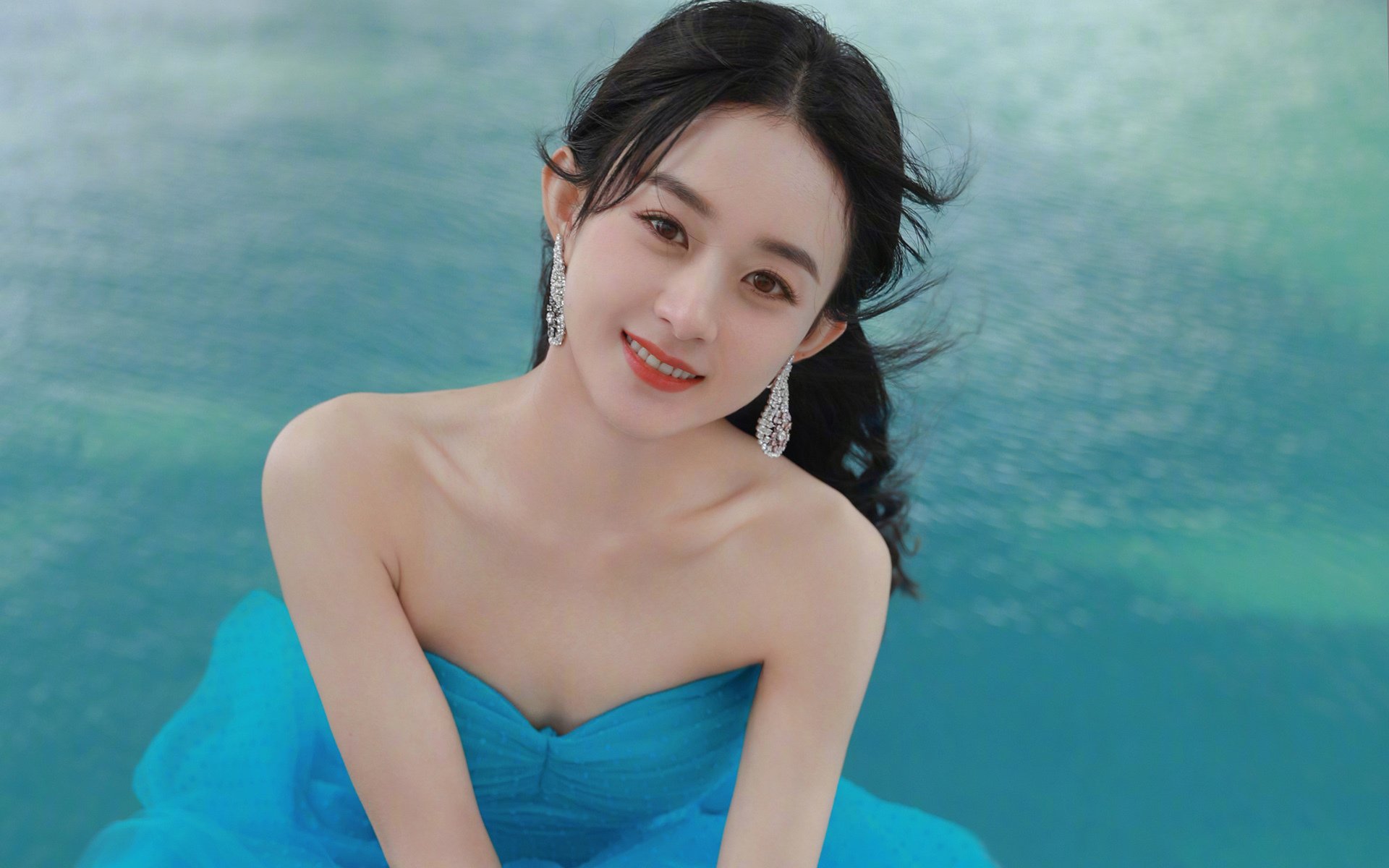 乐鱼体育app入口-巴黎通过阵型变化破解对方限制,巴黎球队阵型